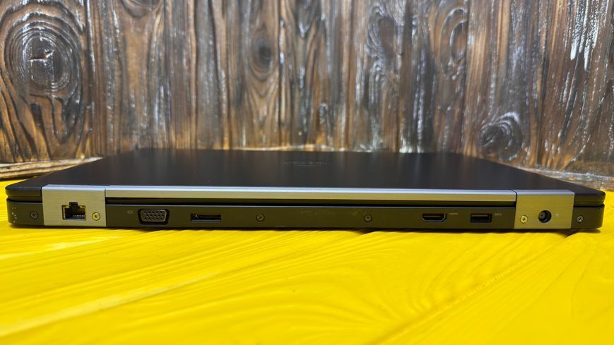 Dell latitude E5570 (2016) 5022 фото