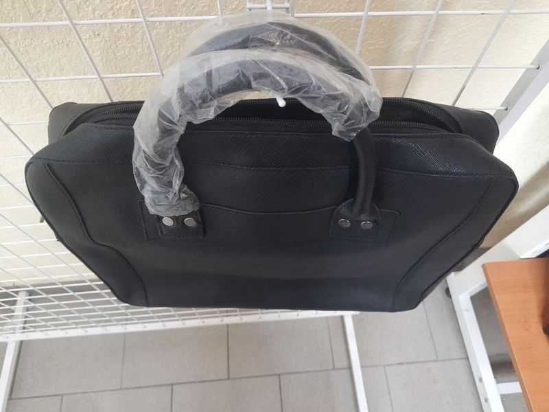 DICOTA Lady CosmoLeather 15" Black 15538L1 фото