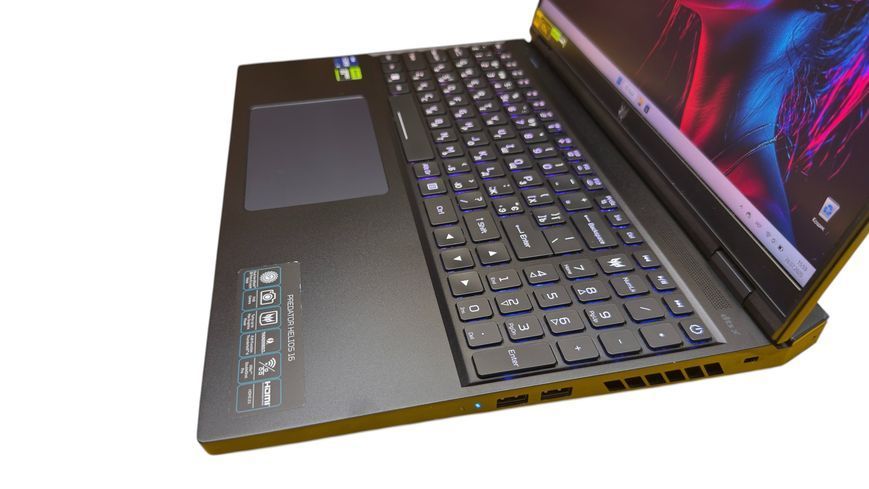 Acer Predator Helios neo 16 PH16-71(2023) 4937 фото
